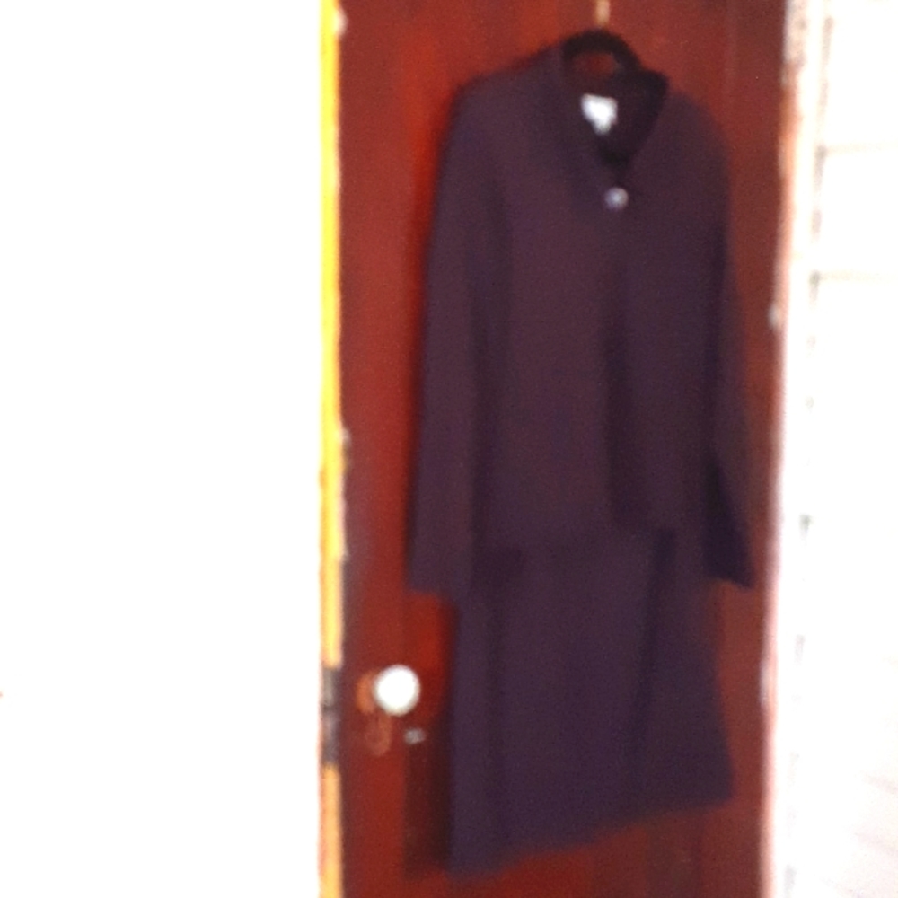 Monika Turtle suit skirt sz large jacket sz medium skirt maxi elastic waist acry